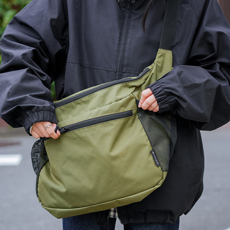 snow peak(スノーピーク)Everyday Use Middle Shoulder Bag