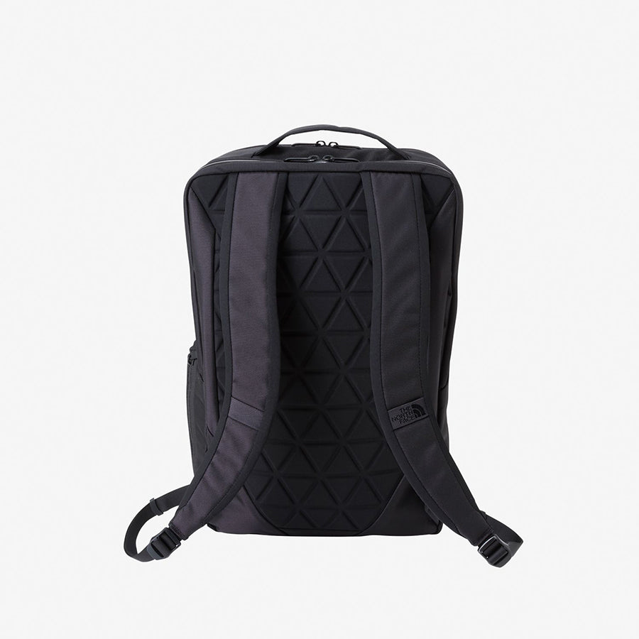 THE NORTH FACE（ザ ノースフェイス）シャトルデイパック（ユニセックス）NM82329
